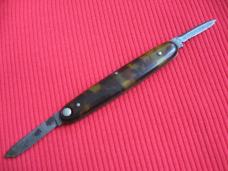 Vintage Press Button Double Switchblade knife