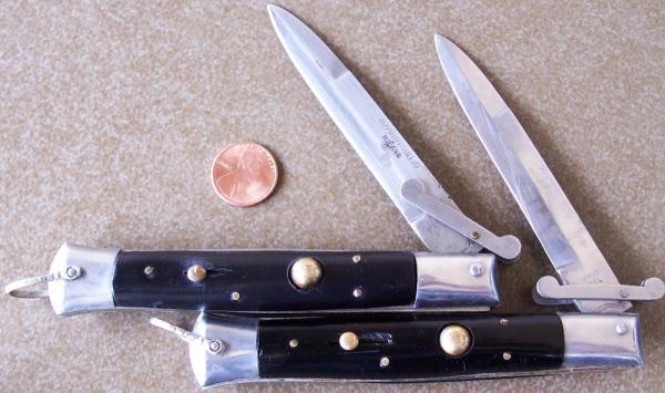 2 vintage Switchblade knives RIZZUTO ESTILETO MILANO marked knife