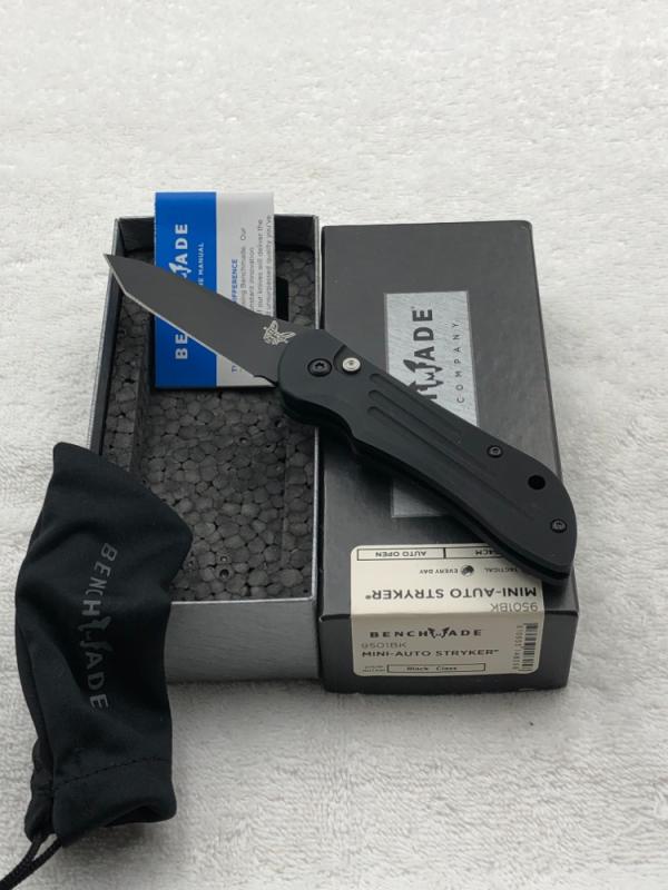 Benchmade 9501 BK Mini Auto Stryker Push Button Automatic Knife Made In USA Discontinued Benchmade 9501 BK Mini Auto Stryker Push Button Automatic Knife Made In USA Discontinued