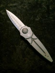 SPLIT GRAVITY KNIFE