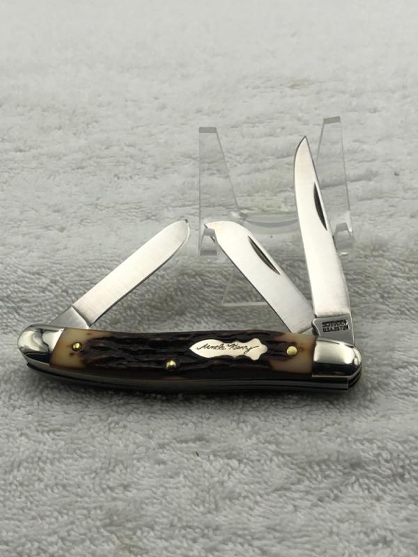 Schrade + Uncle Henry 897UH 3 Blade Signature Premium Stockman Folder Made In USA Schrade + Uncle Henry 897UH 3 Blade Signature Premium Stockman Folder Made In USA
