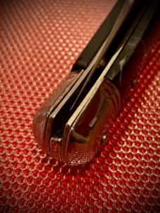 Desireable "Shellpuller" Solingen Design  New