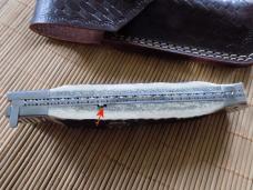 Never Used Large swing guard auto knife by Afaag signed