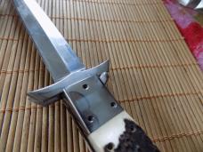 Never Used Large swing guard auto knife by Afaag signed