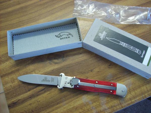 Hubertus Knife Shellpuller Patronenzieher Solingen Germany Rare Red Bone Large Size 11 UNUSED NIB.