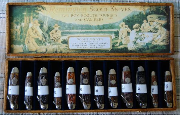 12 Official Boy and Girl Scout Knives – Remington + Pal + Display Box – Wonderful Starter Collection