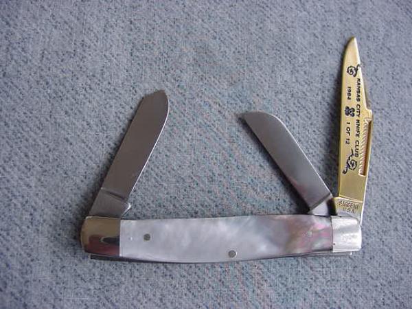 Incredibly RARE SARGENT U.S.A.(Queen), Gold, Etched M.B., Smoked Pearl Stockman's Knife - MINT Incredibly RARE SARGENT U.S.A.(Queen), Gold, Etched M.B., Smoked Pearl Stockman's Knife - MINT