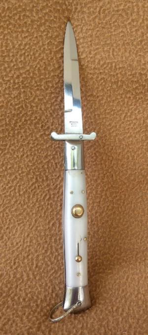 9 Inch White Rizzuto