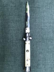 New Frank Beltrame 9” kriss white horn