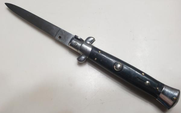  Vintage 8" Rostfrei 4 Switchblade with Buffalo Horn Scales 