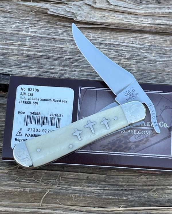 CASE XX ** SFO 2021 SMOOTH NATURAL BONE SCROLLED/NUMBERED TRIPLE CROSS RUSSLOCK CASE XX ** SFO 2021 SMOOTH NATURAL BONE SCROLLED/NUMBERED TRIPLE CROSS RUSSLOCK