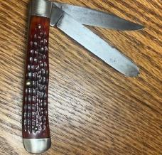 BEAUTIFUL RED BONE ON CASE U.S.A. TRAPPER