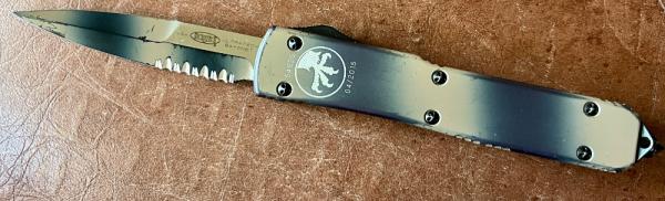 Microtech Ultratech Flat Body Camo Switchblade Knife, Used
