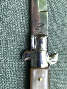 New Giovanni Beltrame 11” bayonet cow horn