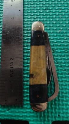 Rooster knife