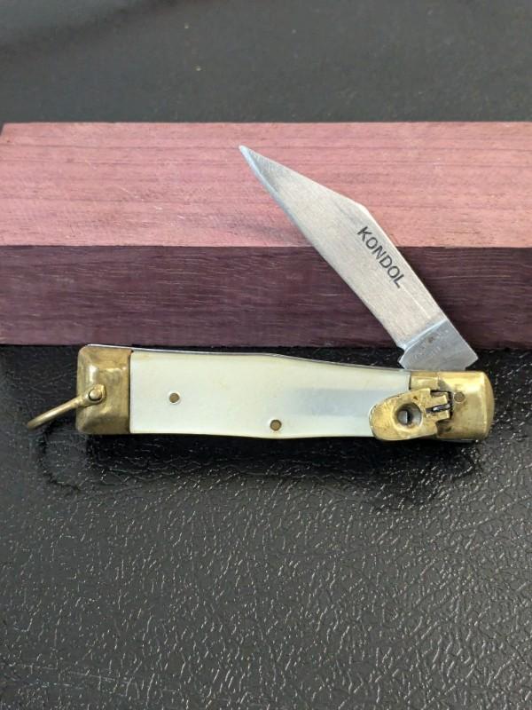 Vintage White Mexican Souvenir Automatic Knife