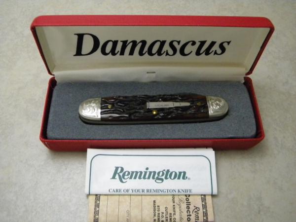Remington USA Bone R-4353-D 2000 Damascus Silver Bullet Knife NIB Remington USA Bone R-4353-D 2000 Damascus Silver Bullet Knife NIB