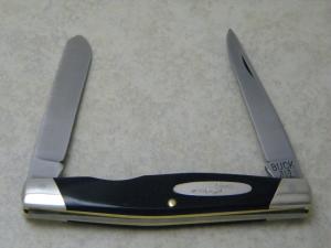 Buck 313 USA (Camillus) Black Delrin Muskrat Knife c.1974-1985