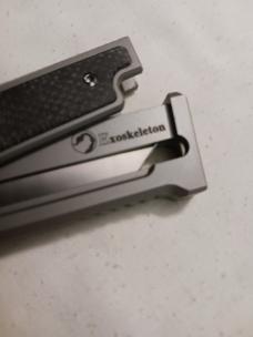 REATE EXO-M GRAVITY KNIFE