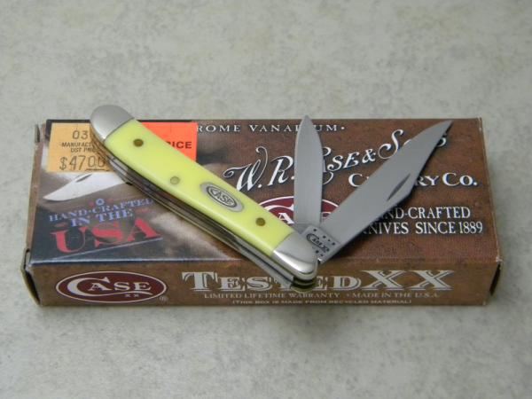 Case XX USA 2011 Yellow 3220 CV Peanut Knife in Box