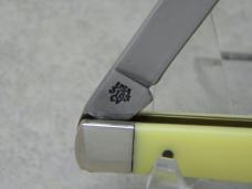 Case XX USA 2001 Yellow 3185 CV Doctor's Knife in Box