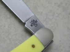 Case XX USA 2011 Yellow CV Muskrat Knife in Box