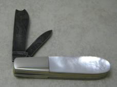 Remington Bullet USA 2009 Pearl Damascus RB474-D The Veteran Razor Barlow Knife in Box