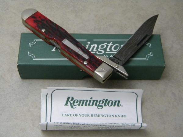 Remington Bullet USA 2007 Red Bone Damascus R1373-D The Renegade Swing Guard Lockback Knife in Box Remington Bullet USA 2007 Red Bone Damascus R1373-D The Renegade Swing Guard Lockback Knife in Box
