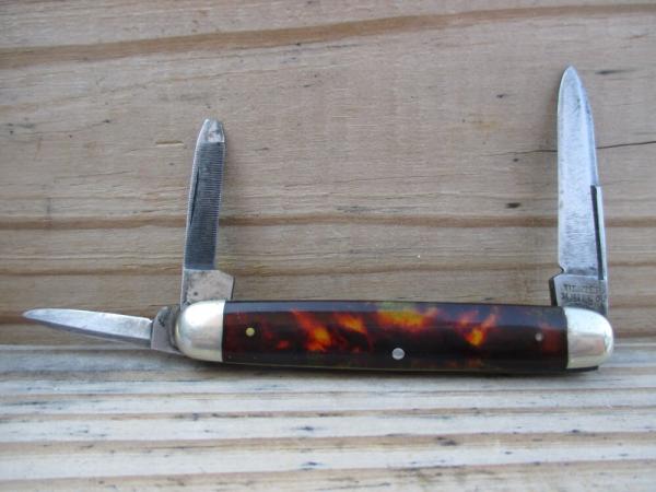 Ulster Knife Co. Split Spring Whittler Ulster Knife Co. Split Spring Whittler