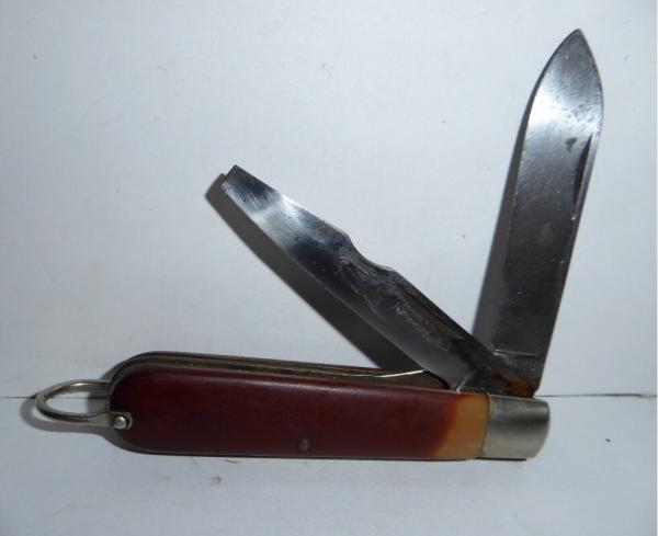 Vintage Holub (Schrade Walden) Military Electrician's Knife Knives Sycamore IL Circa 1960's-1970's Vintage Holub (Schrade Walden) Military Electrician's Knife Knives Sycamore IL Circa 1960's-1970's