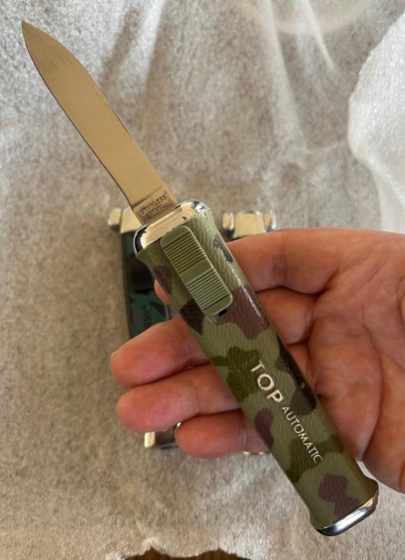 Vintage Camo Top Automatic Out The Front Switchblade Knife, Unused 