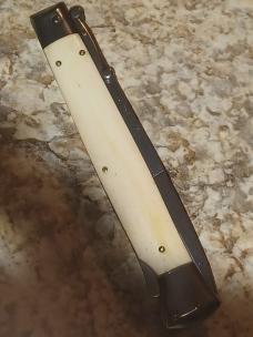 Frank B. 11" Camel Bone  swinguard. 