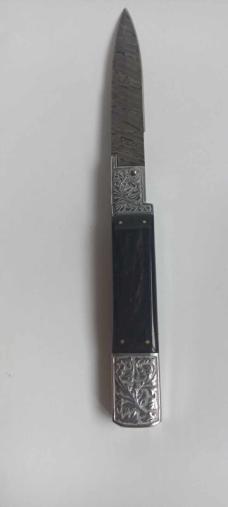  Armenian switch blade engrave with a unique mechanics with Damascus blade 9 inchs