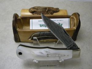 Remington USA Sterling Silver Bullet Shield Damascus R1303 -1999 Pearl Lockback Knife in Box