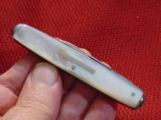  VINTAGE IXL GEORGE WOSTENHOLM SHEFFIELD ENGLAND GENUINE PEARL WHITTLER ( CHECK OR MONEY ORDER