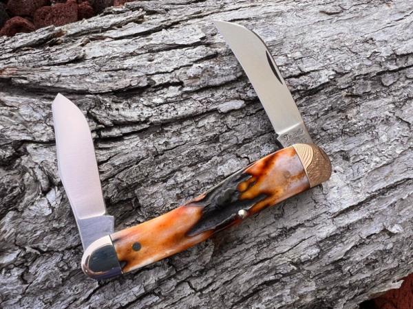 TUNA VALLEY AMBER STAG ROOSTER COMB "FARMER'S JACK" KNIFE 1 OF 70