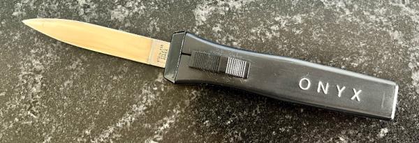 Vintage Black Edgeco ONYX Out The Front Switchblade Knife, Korea
