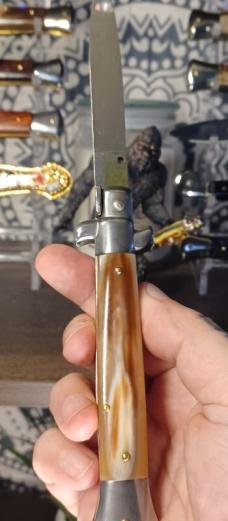 2013 MINT CONDITION 11INCH LATAMA SWIVEL BOLSTER IN BEAUTIFUL FRENCH TIP HORN AND FREE...