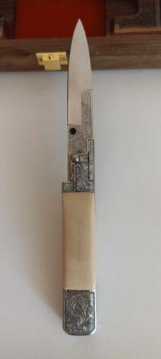 Armenia switchblade pick lock 8 inch Auto  Engraved with Mammoth Ivory with box