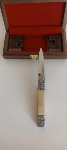 Armenia switchblade pick lock 8 inch Auto  Engraved with Mammoth Ivory with box