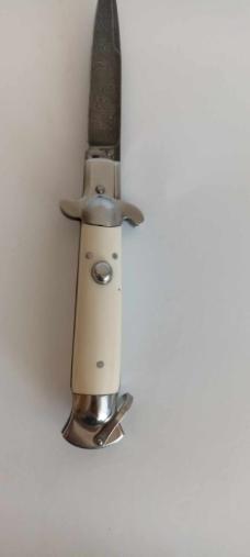 8 inch Switchblade knife Flint 2 Damask steel acrylic handles