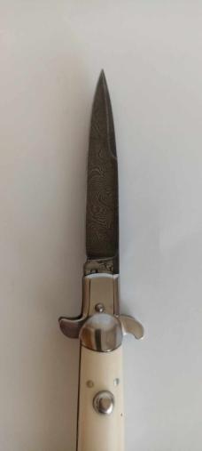 8 inch Switchblade knife Flint 2 Damask steel acrylic handles