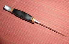 Vintage G-96 Brand Model 910 Upswept Hunting Fixed Blade Knife & Leather Sheath 440 Stainless Steel