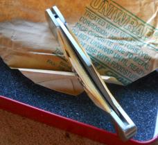 Bear & Son Stag Damascus Lock back Knife / Tin 