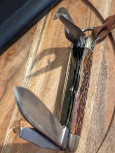 Quality Mid Century Scout Style Jigged Bone Handle Utility Knife