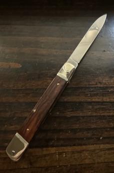 Hubertus Slim Leverlock with wood scales