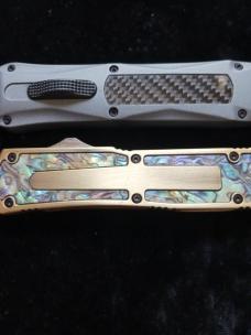 2 COLORFUL AUTOS