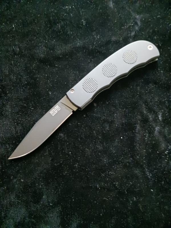 MCM ITALIAN HIDDEN RELEASE KNIFE