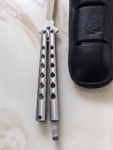 Rare Roton Balisong Bowie grind butterfly knife 