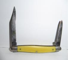 Vintage #48 Camillus 2-Blade Knife With Long Pull Blade 1960's-1970's 2-3/4"
